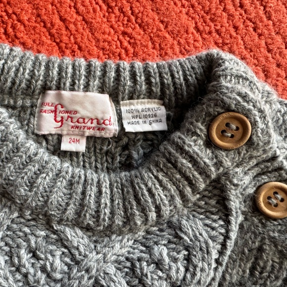 Cable Sweater for kids - Picture 3 of 4